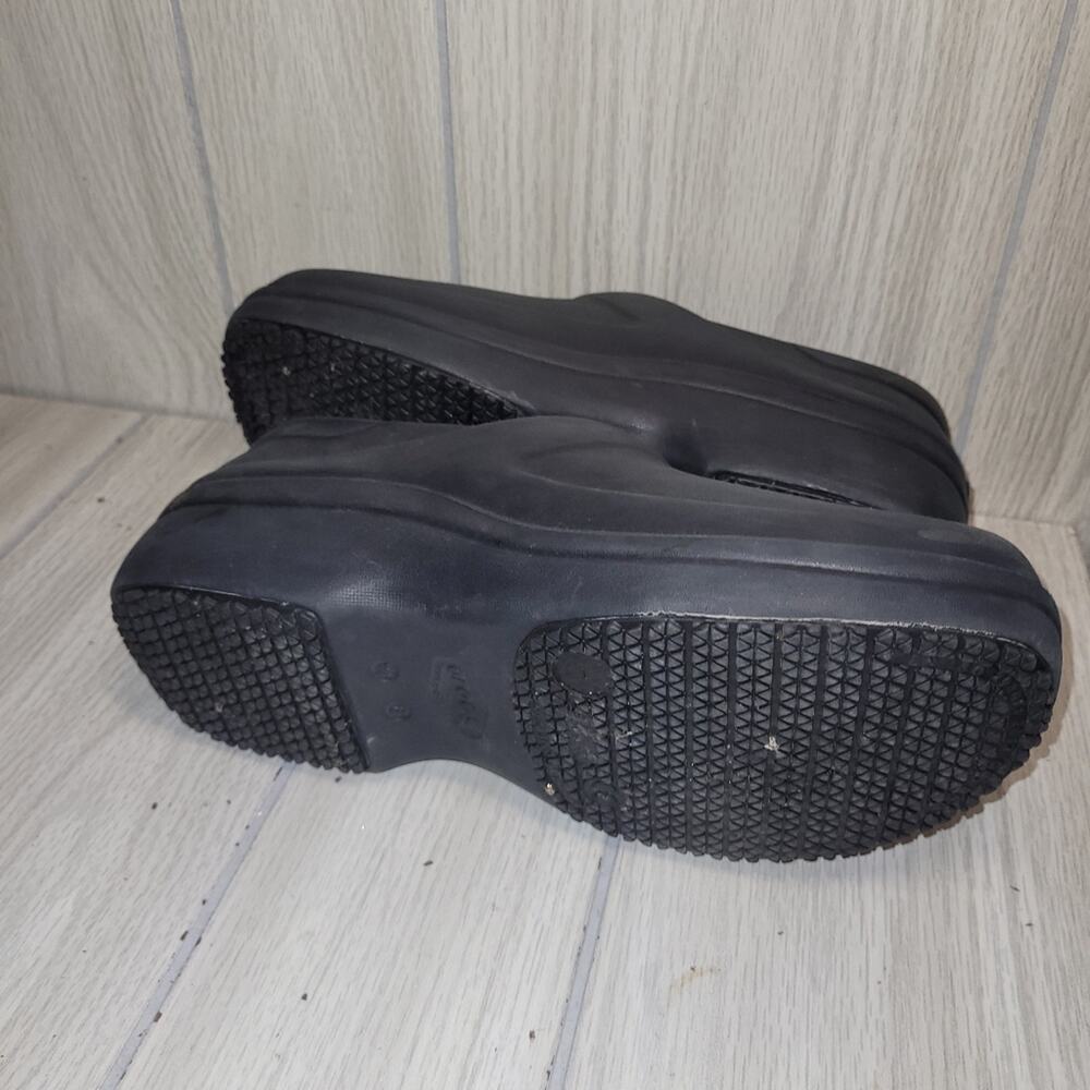 Crocs Women's Neria Pro II Slip Resistant Clogs Black Comfort Work Shoes 8 - Picture 8 of 9